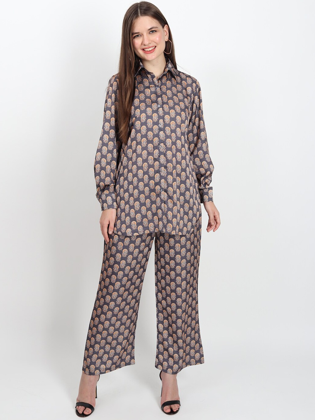 

ISAM Ethnic Motifs Printed Shirt & Palazzo Co-Ords Set, Grey