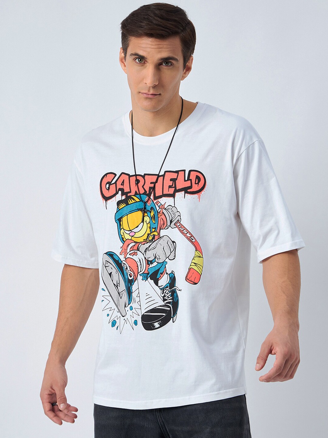 

COLOR CAPITAL Garfield Graphic Printed Oversized Pure Cotton T-shirt, White