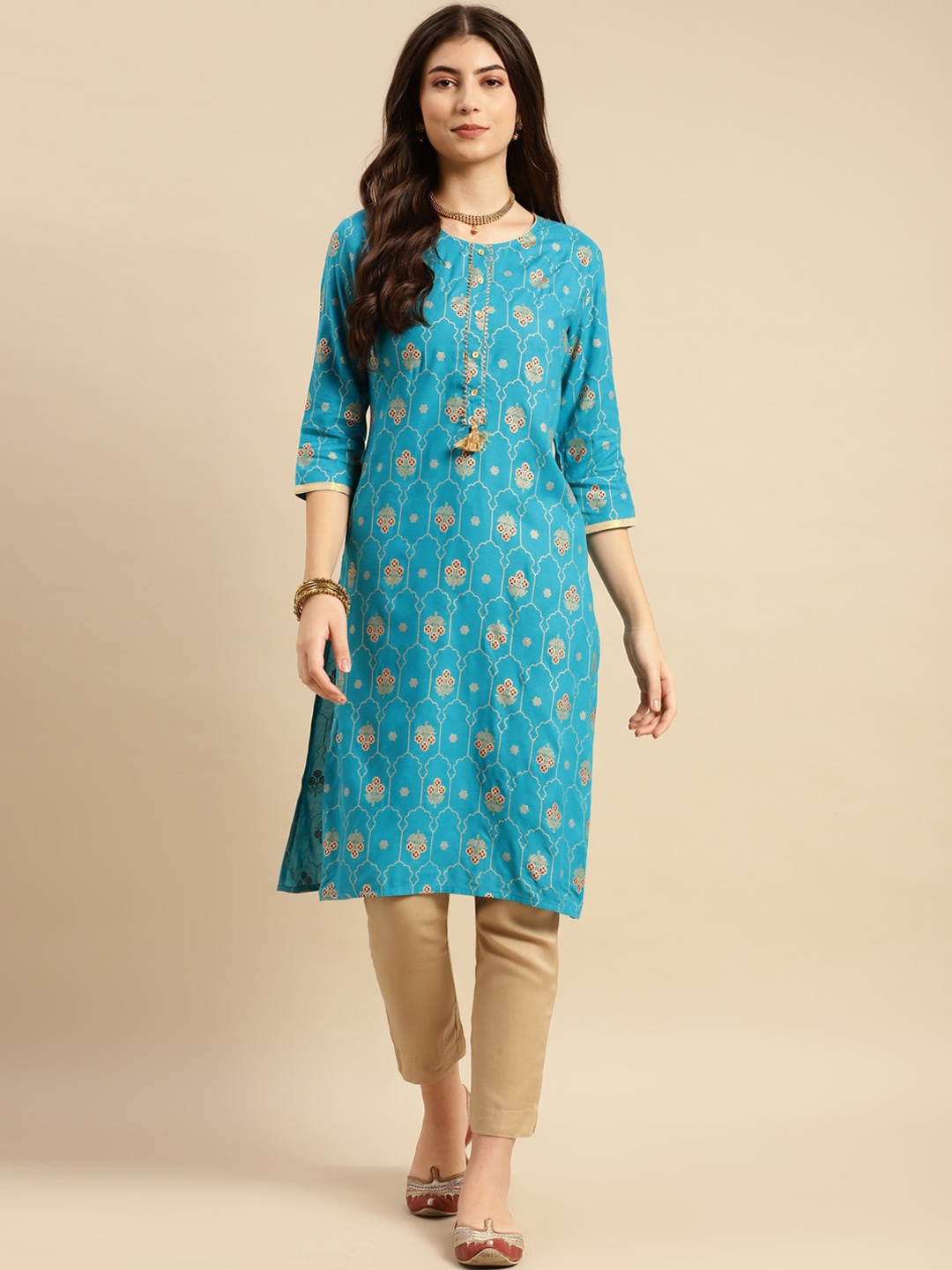

Rangita Floral Printed Round Neck Regular Kurta with Trousers, Turquoise blue