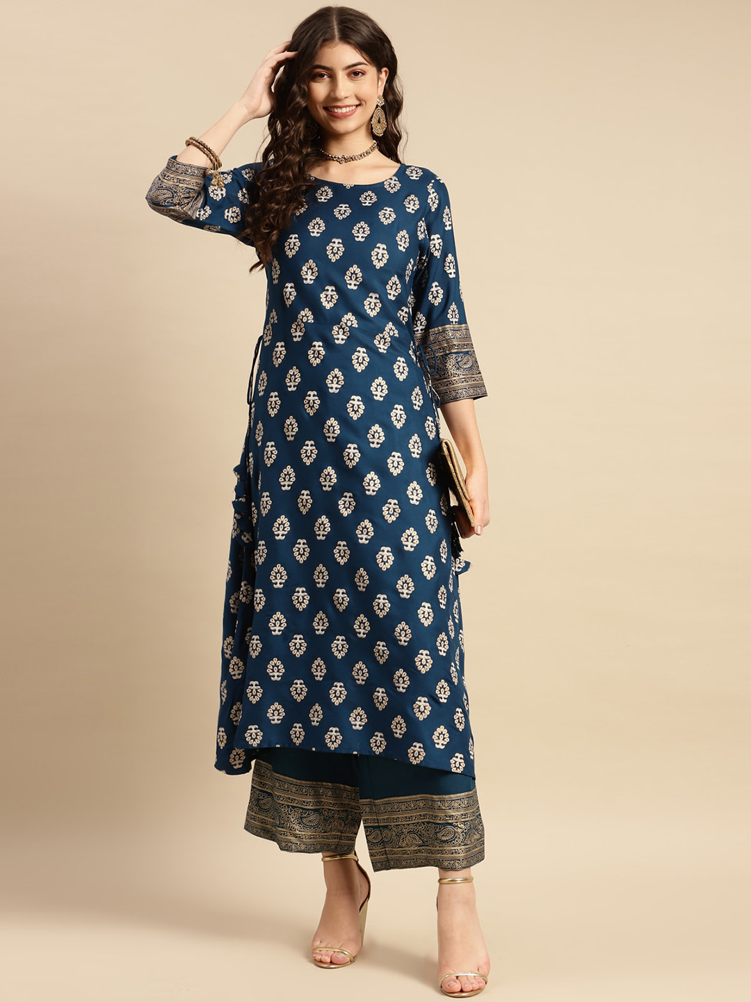 

Rangita Floral Printed A-line Kurta With Palazzos, Navy blue