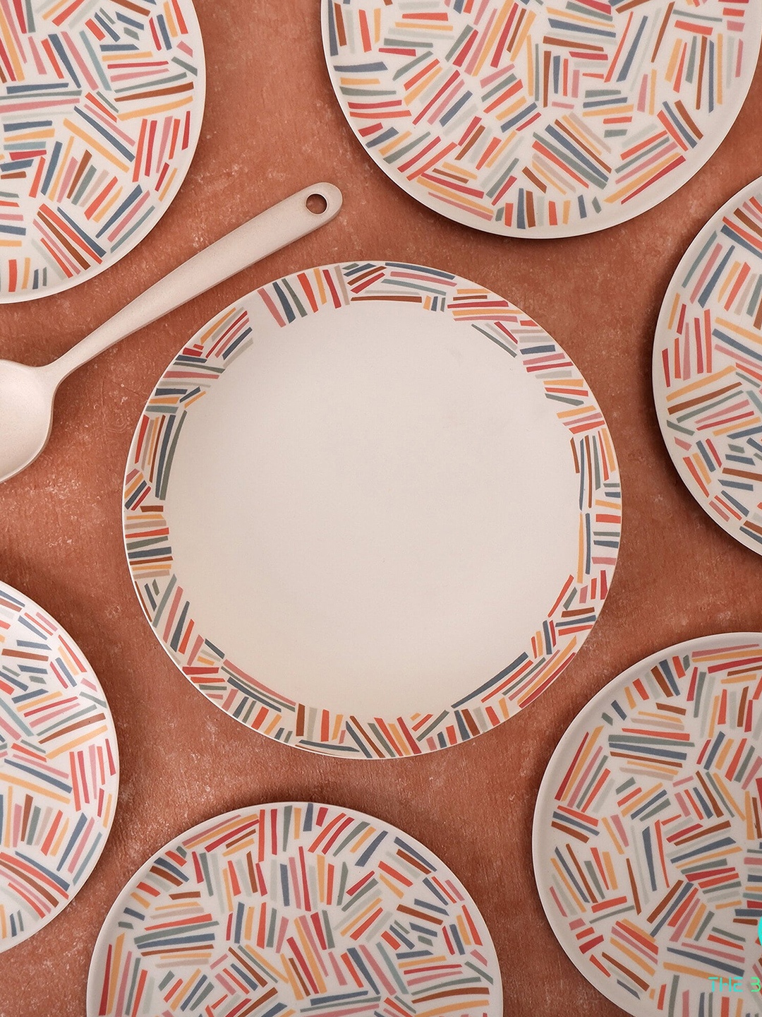 

THE BAMBOO CO White & Red 8 Pieces Printed Bamboo Glossy Dinner Set