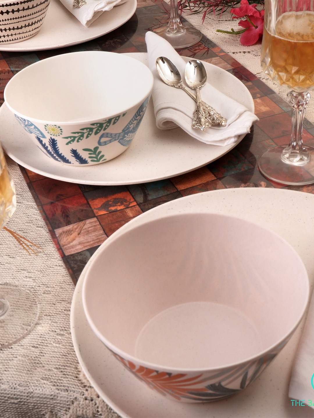 

THE BAMBOO CO White & Blue 4 Pieces Printed Bamboo Matte Bowls - 650 ml each