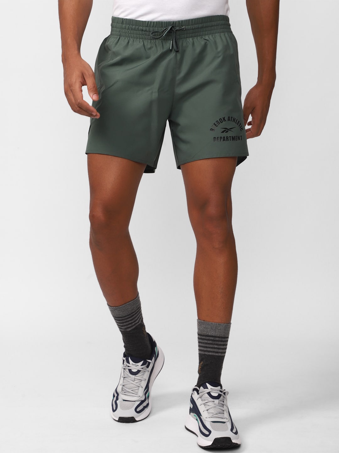 

Reebok Men Train Woven Graphic Chlgrn Printed Sports Shorts, Green