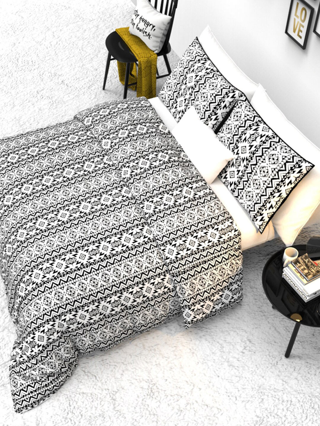 

THE WHITE MOSS Ebony and Ivory Black Cotton 160 TC King Bedsheet with 2 Pillow Covers
