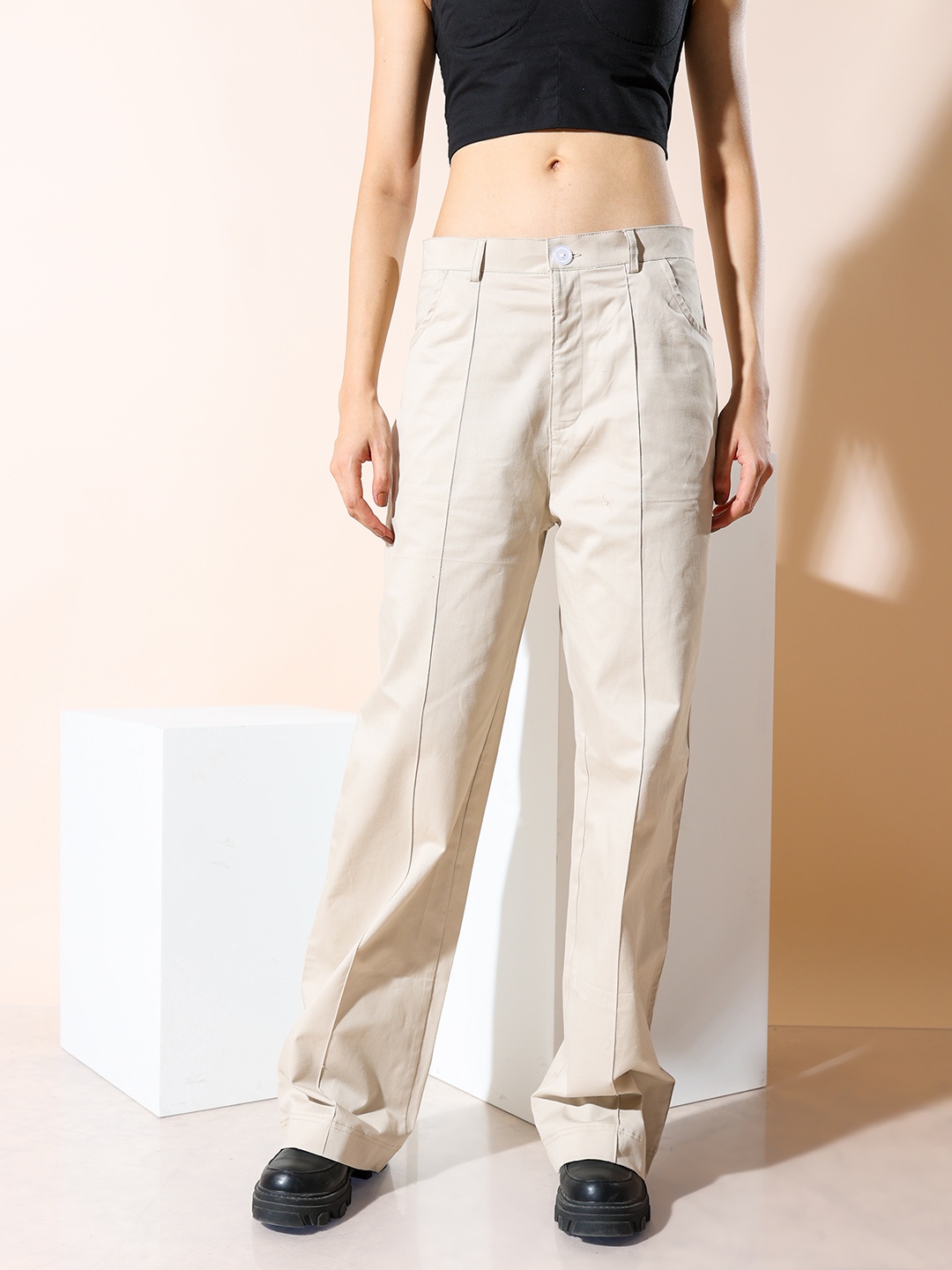 

Stylecast X Hersheinbox Women Pintuck Trousers, Cream