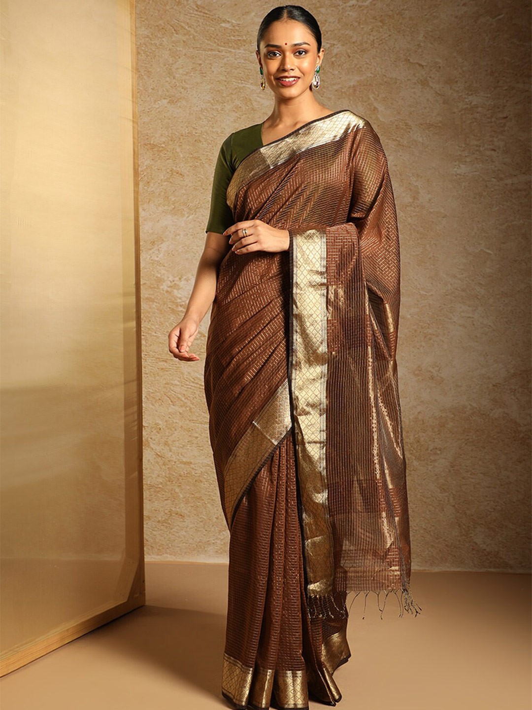 

Taneira Woven Design Zari Maheshwari Saree, Brown