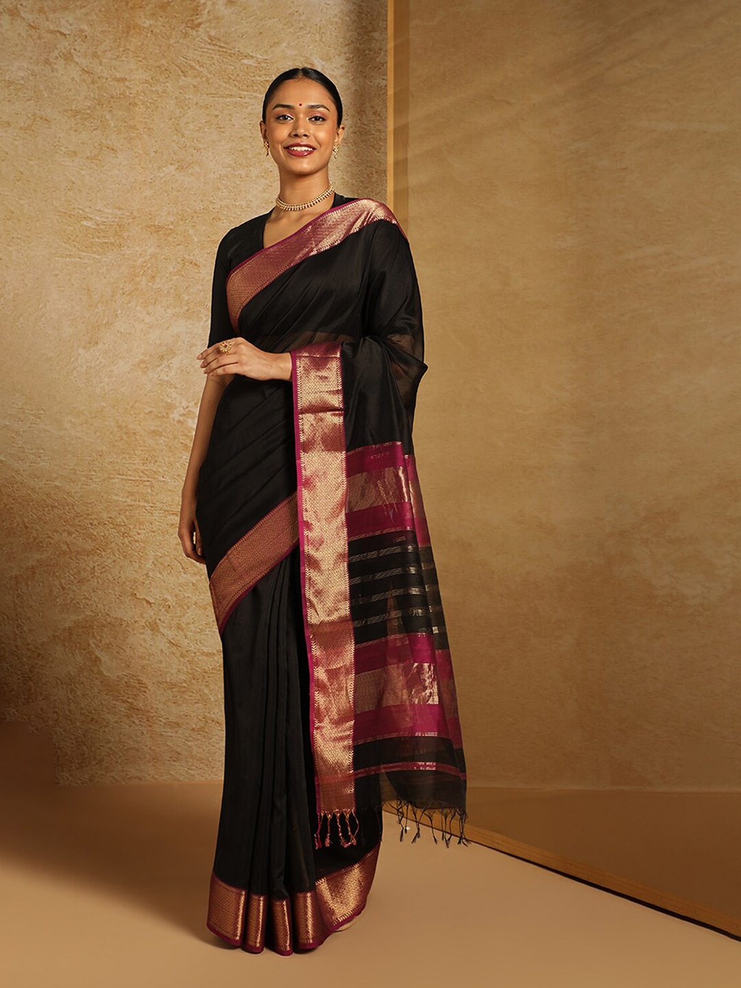 

Taneira Zari Silk Cotton Maheshwari Saree, Black