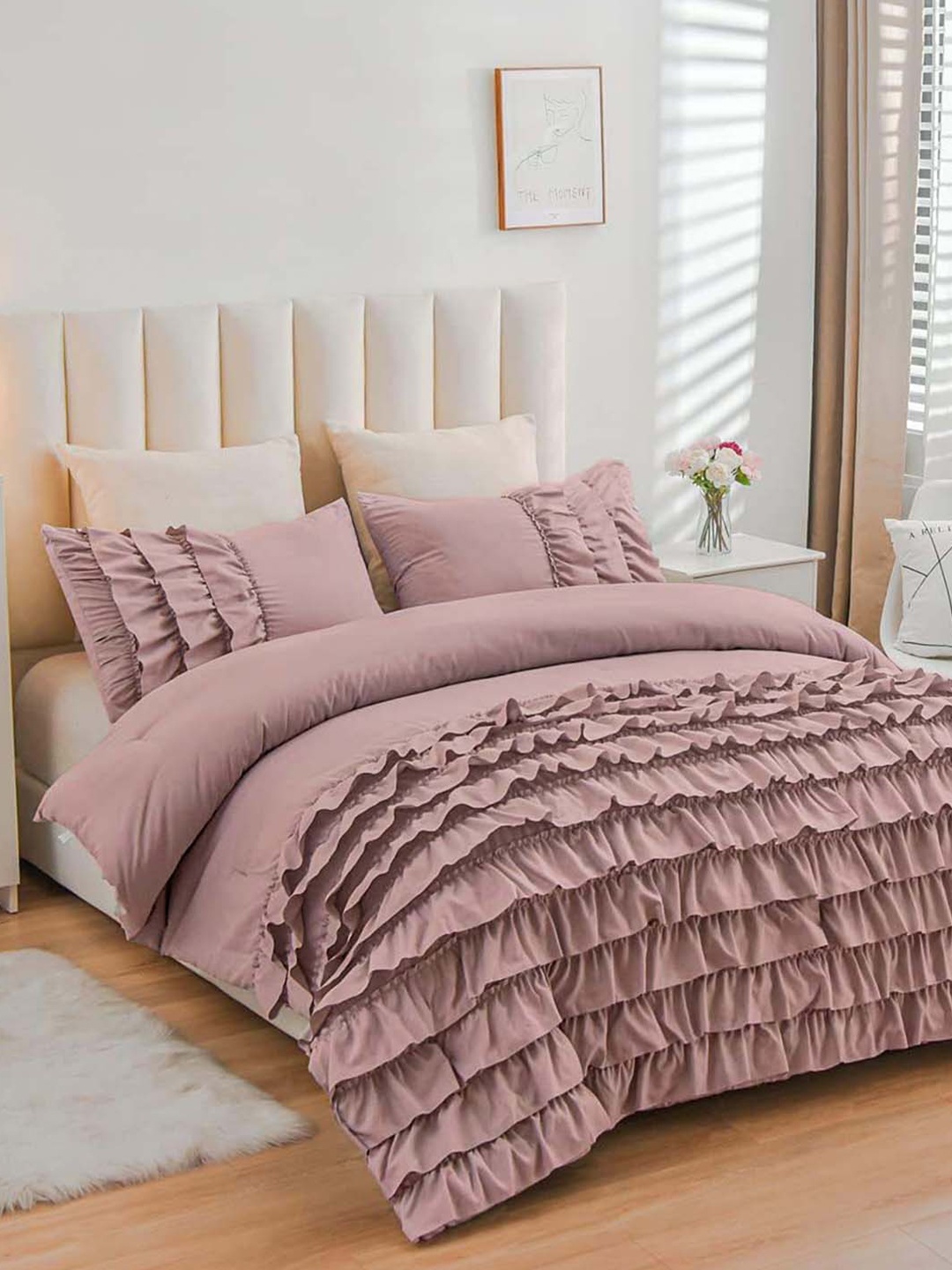 

THE WHITE MOSS Pink River Ruffles Luxurious Winter King Comforter & 2 Pillow Covers