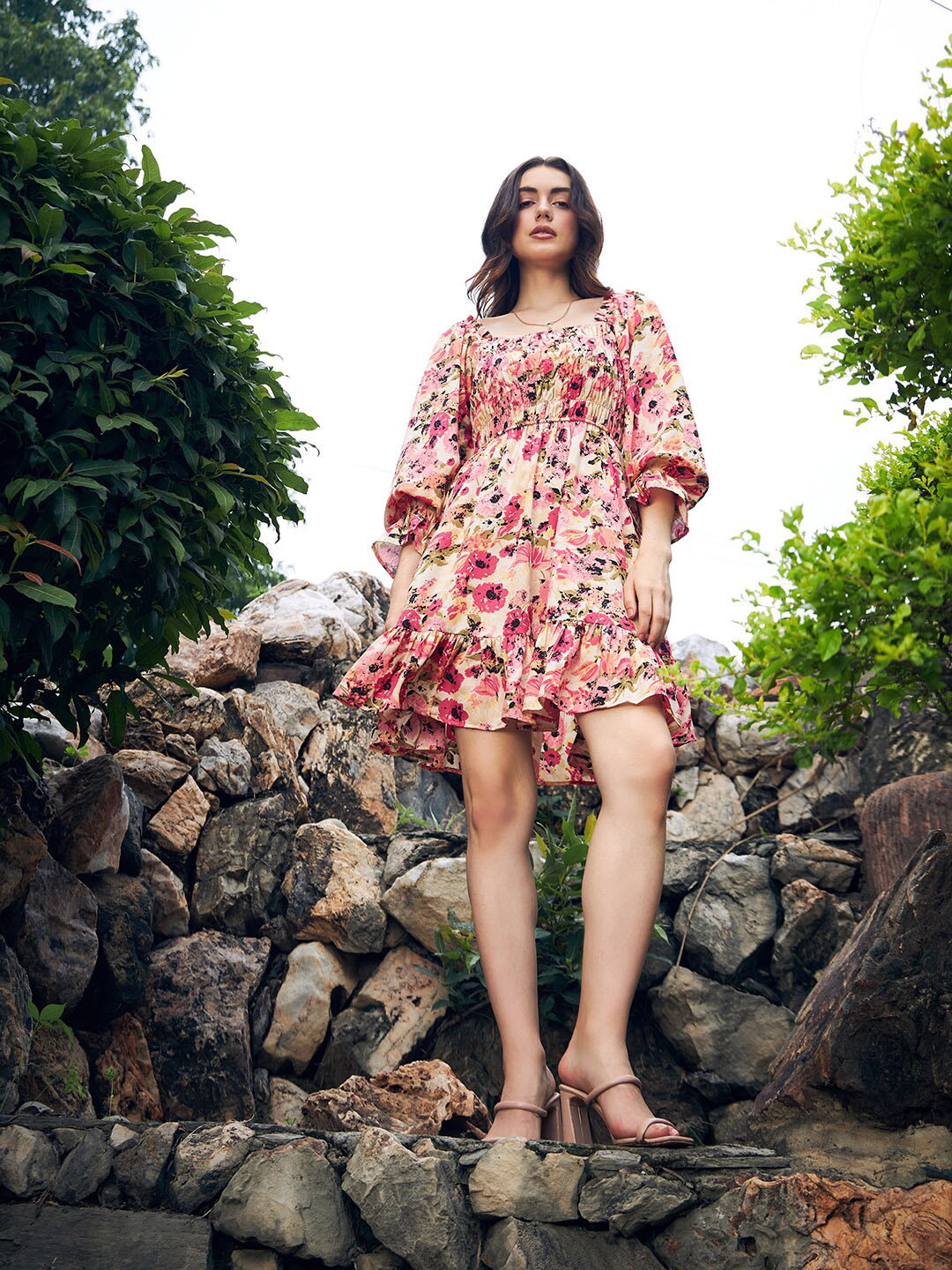 

KASSUALLY Floral Printed Puff Sleeves Smoked Dress, Pink