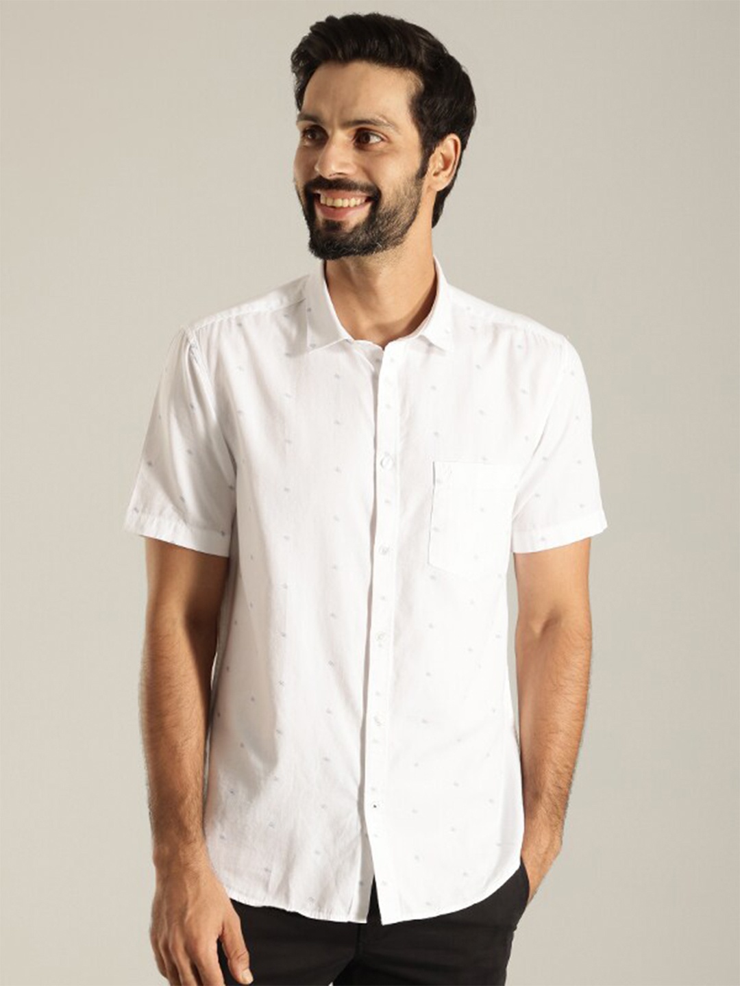 

Indian Terrain India Slim conversational Printed Pure Cotton Casual Shirt, White