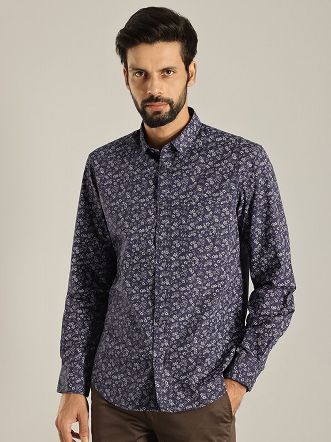 

Indian Terrain Slim Fit Floral Opaque Printed Pure Cotton Casual Shirt, Blue