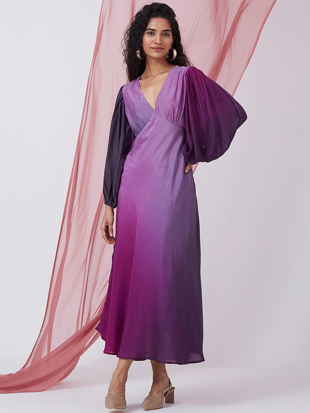 

OKHAI V-Neck Puff Sleeves Silk Empire Dress, Purple