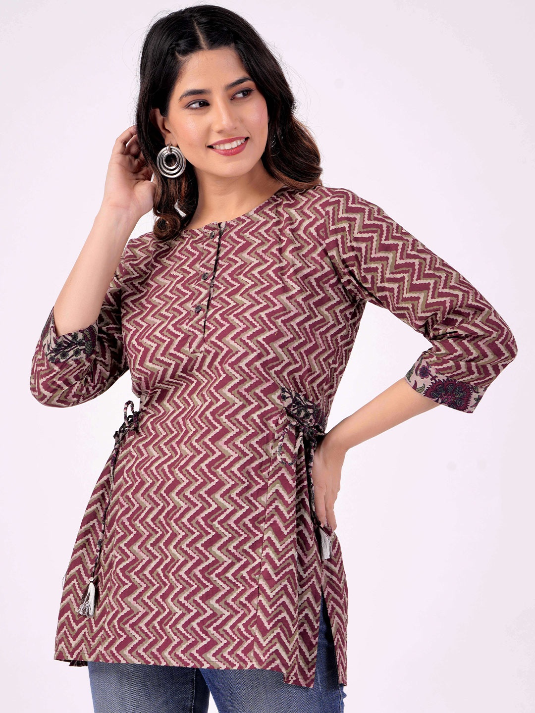 

PARCHHAI Maroon Geometric Printed Cotton A-Line Top