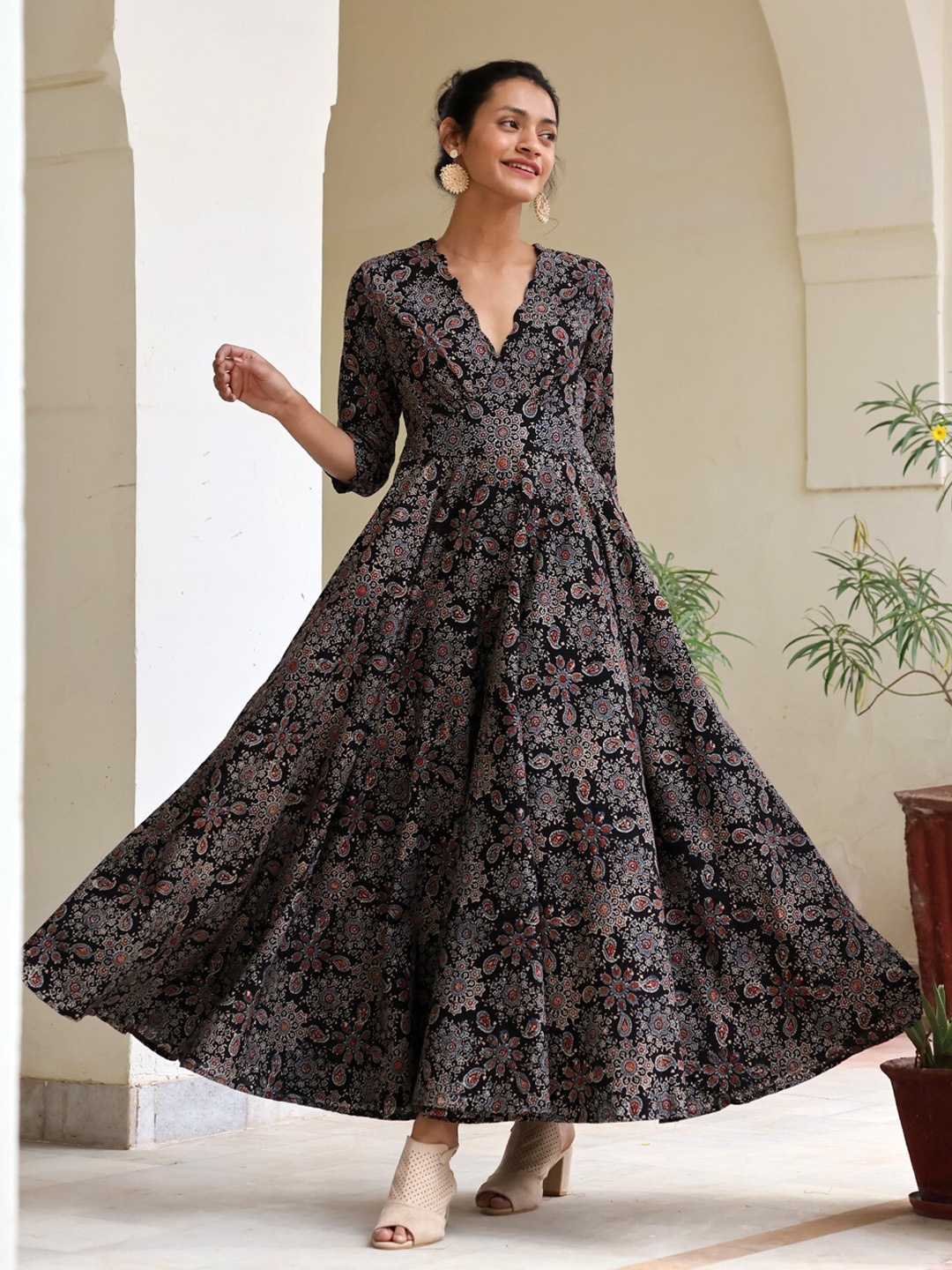 

OKHAI Ethnic Motifs Printed Gathered Pure Cotton Maxi Ethnic Dress, Black