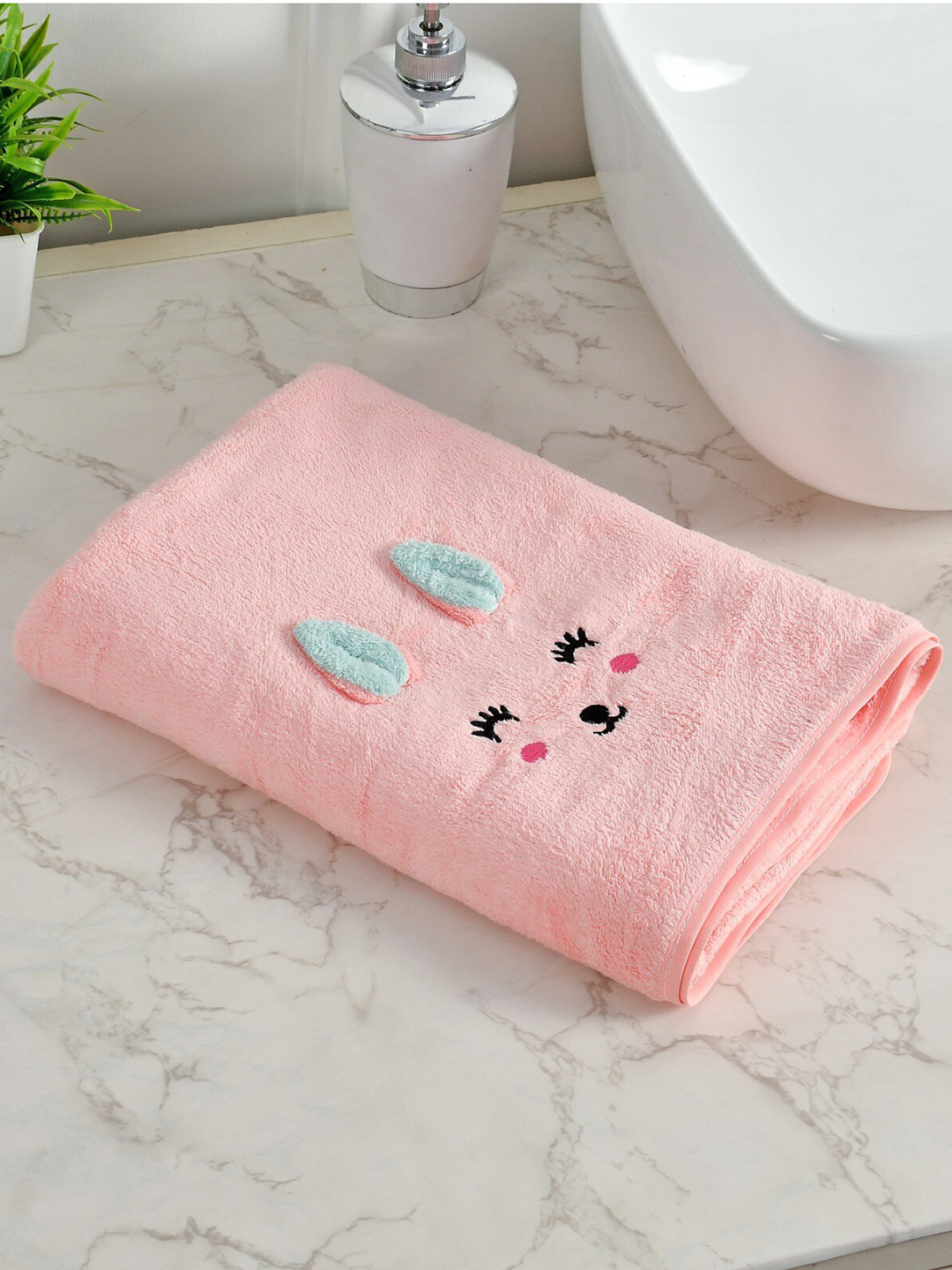 

Bajo's Peach-Colored 650 GSM Microfiber Antibacterial Bath Towel