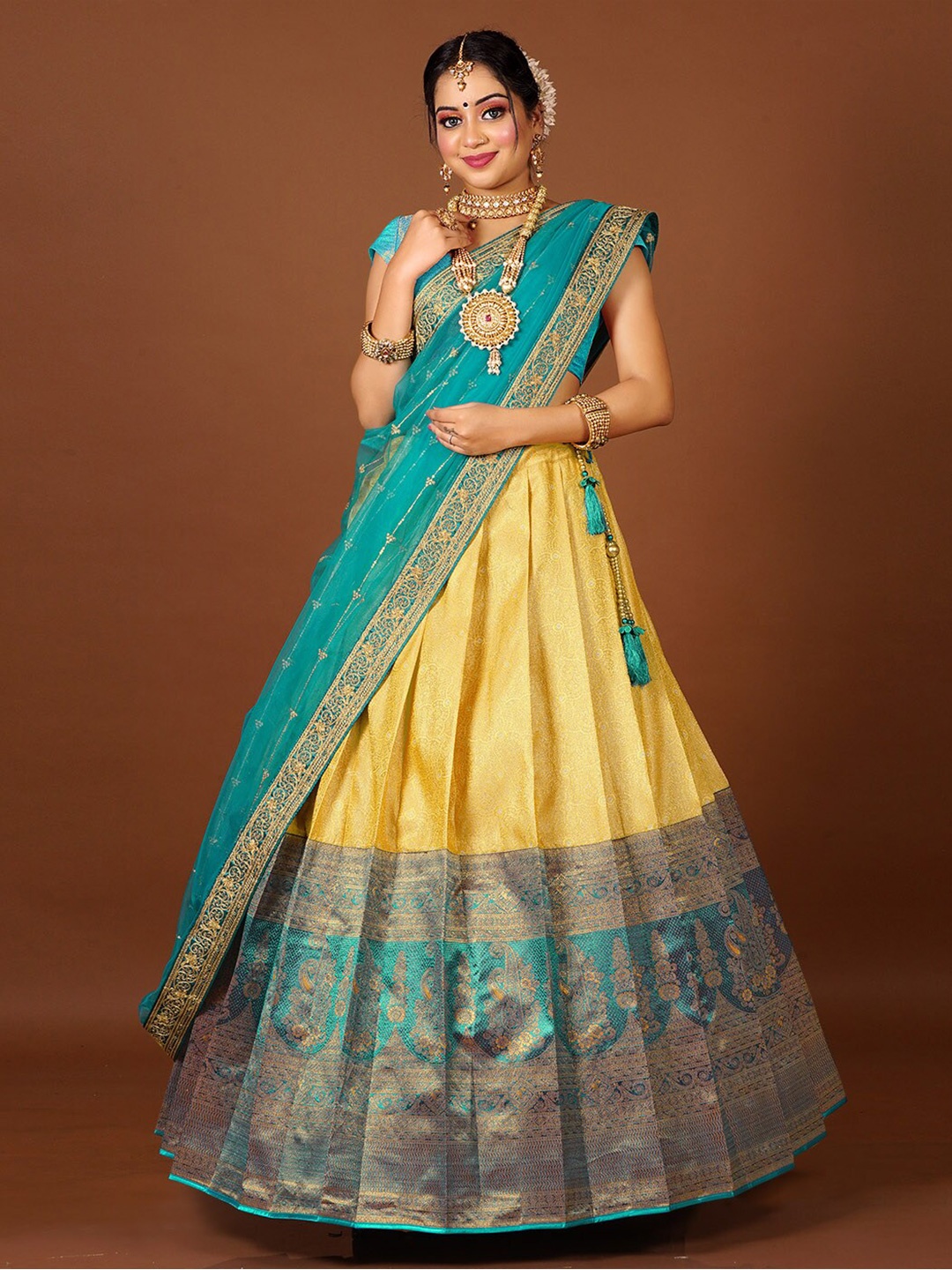 

HALFSAREE STUDIO Woven Design Semi-Stitched Lehenga & Unstitched Blouse With Dupatta, Yellow