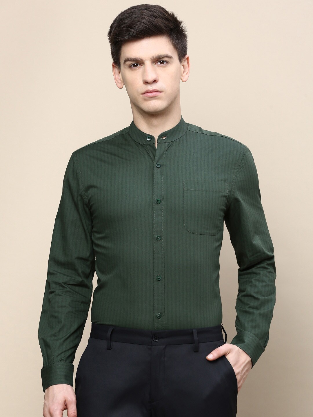 

INVICTUS Striped Mandarin Collar Standard Slim Fit Cotton Formal Shirt, Green