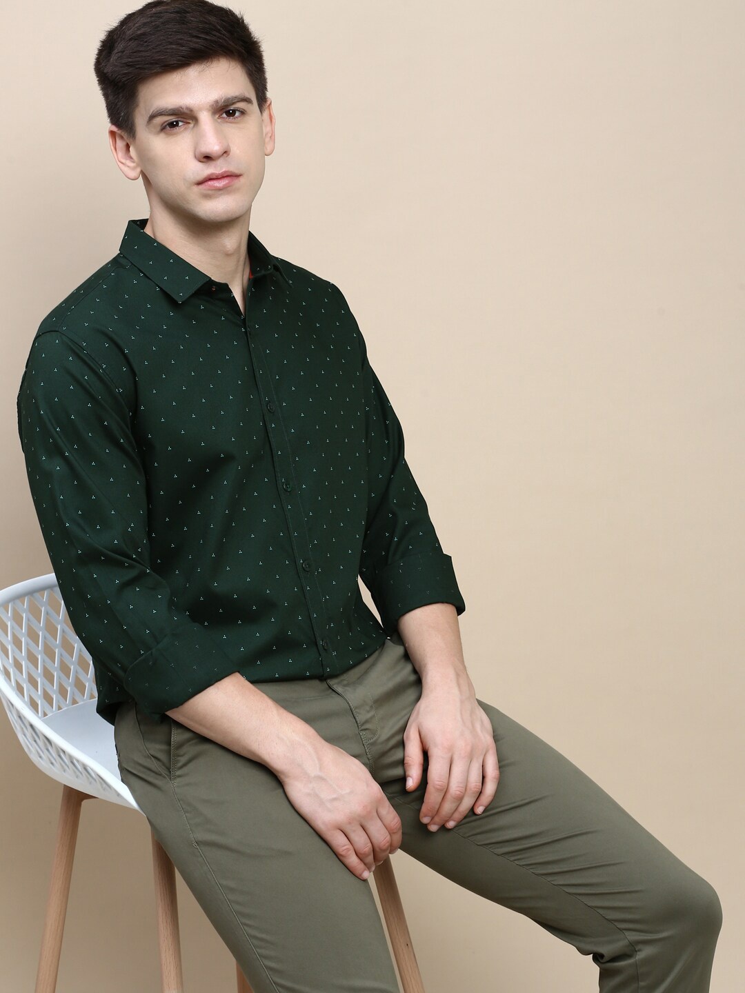 

INVICTUS Comfort Micro Ditsy Printed Slim Fit Opaque Cotton Casual Shirt, Green