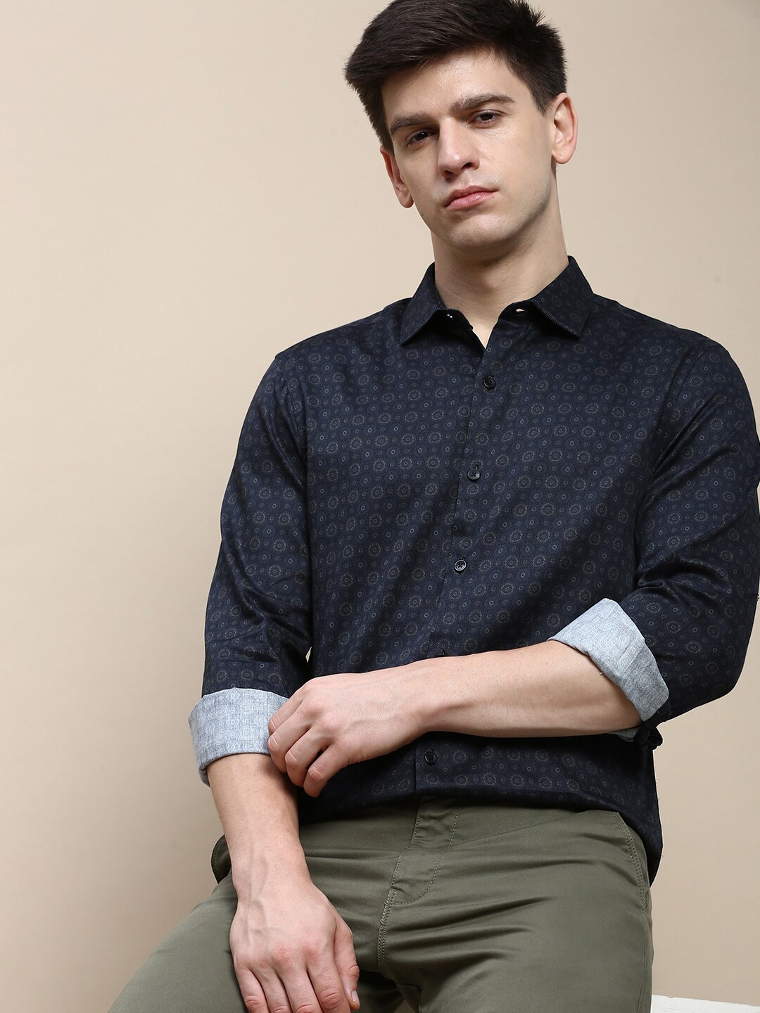 

INVICTUS Club Slim Fit Micro Ditsy Printed Cotton Casual Shirt, Black