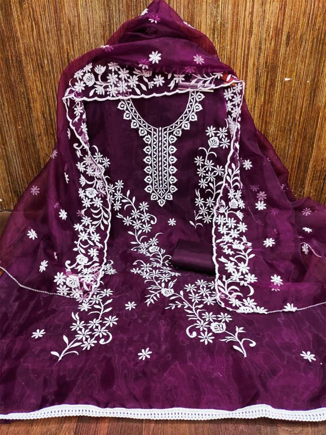 

ZEEPKART Floral Embroidered Thread Work Detailed Unstitched Dress Material, Purple