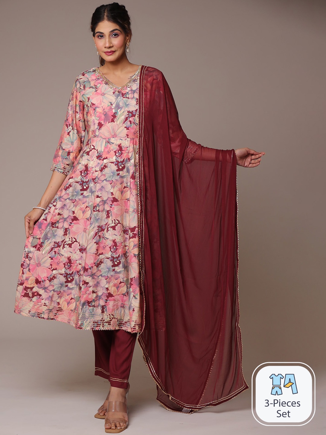 

ZARI Floral Printed Regular Beads & Stones Kurta With Trousers & With Dupatta, Pink