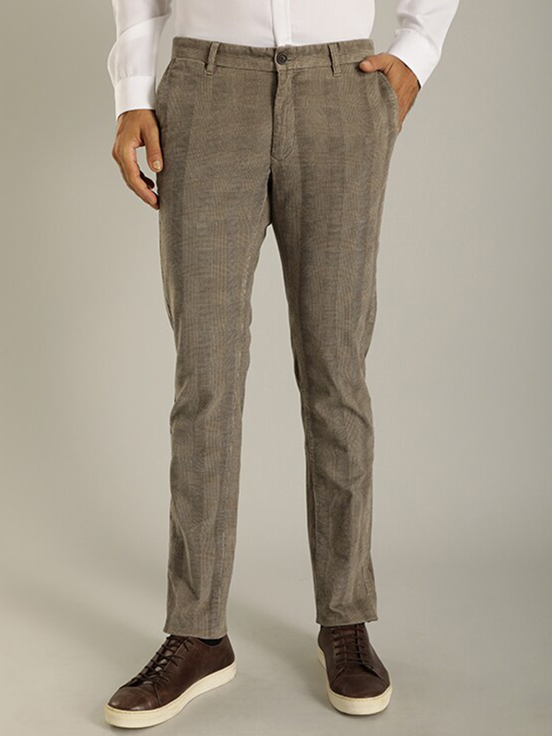 

Indian Terrain Men Checked Urban Slim Fit Trousers, Blue