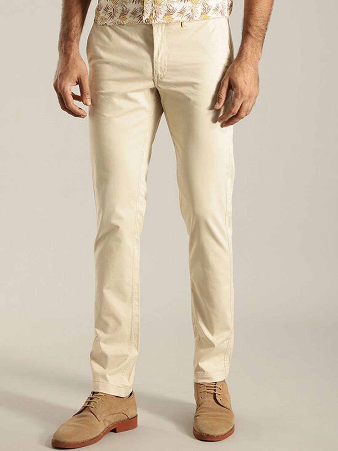 

Indian Terrain Men Brooklyn Mid Rise Slim Fit Trousers, Beige