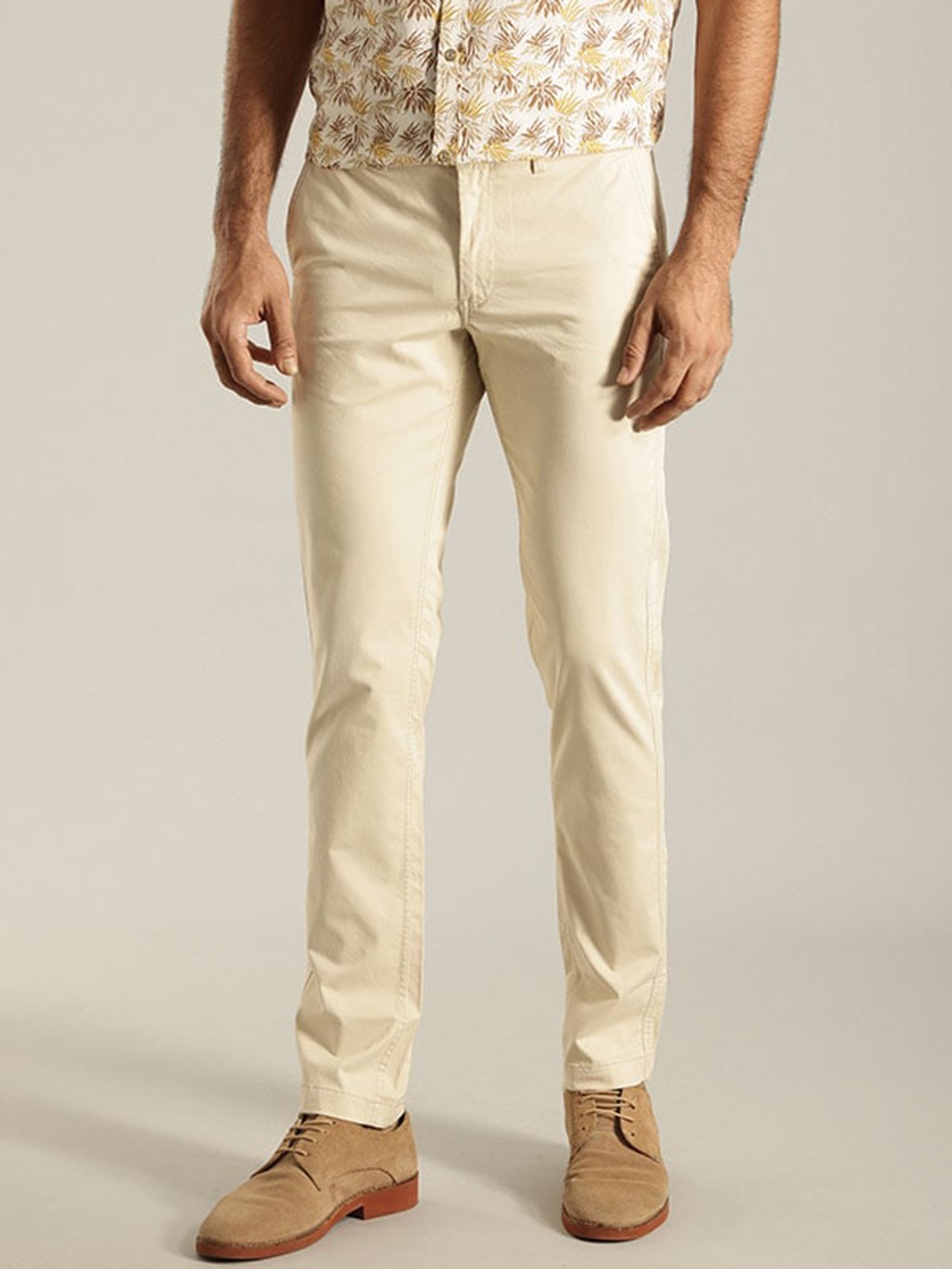 

Indian Terrain Men Brooklyn Slim Fit Trousers, Beige