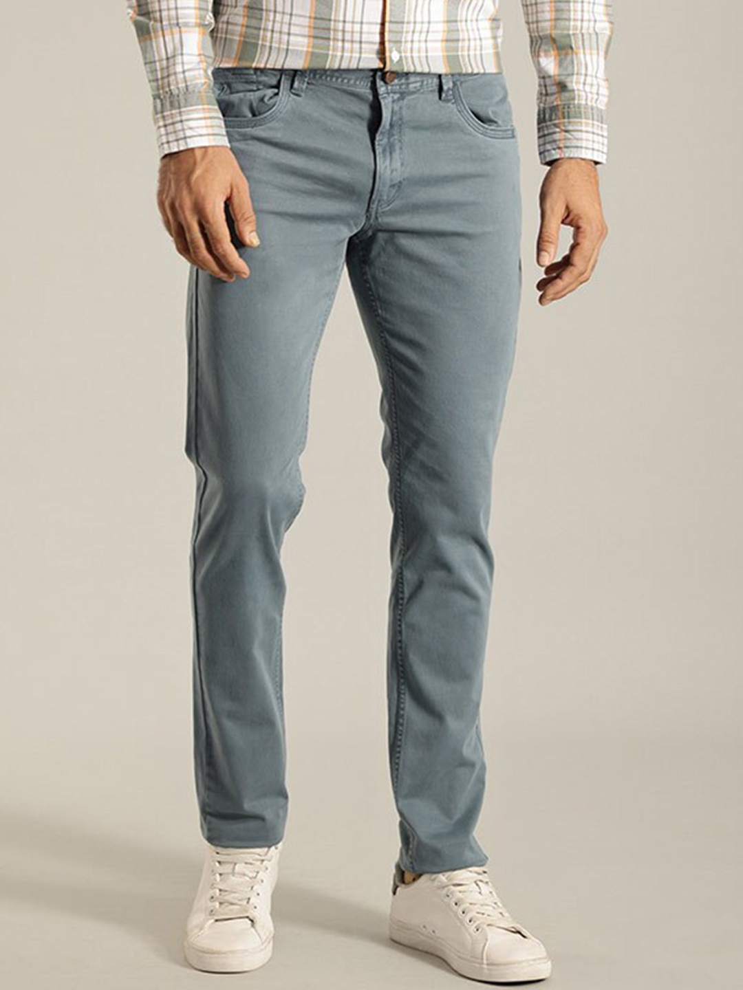 

Indian Terrain Men Brooklyn Slim Fit Chinos Trousers, Blue