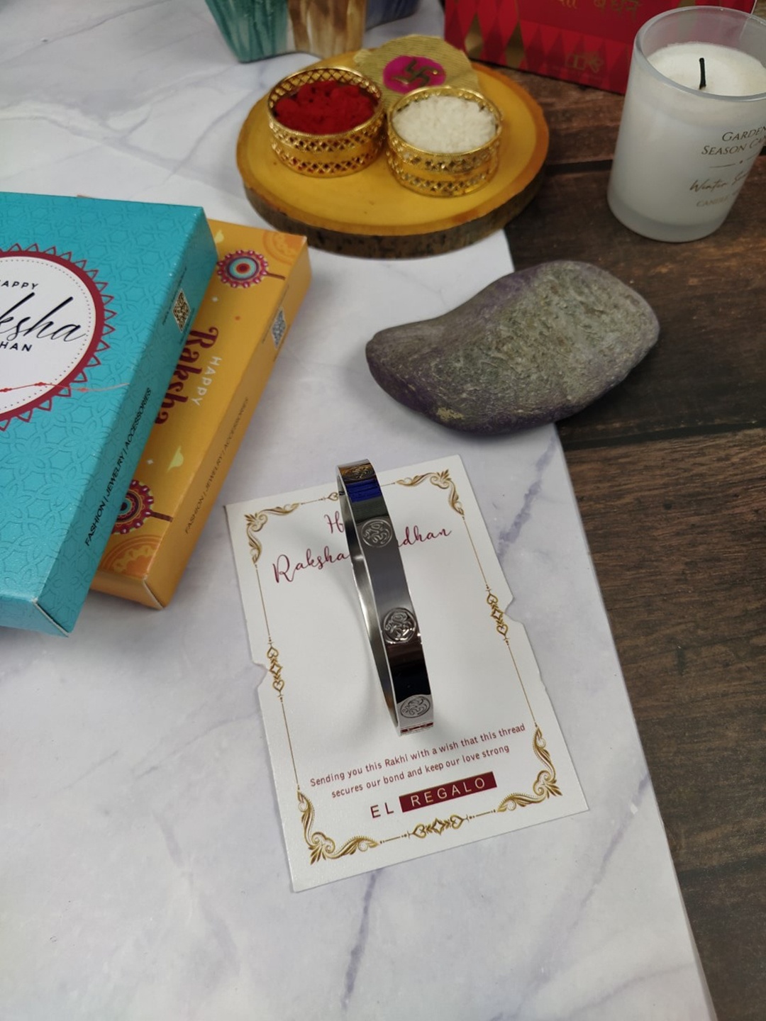 

EL REGALO Om Wraparound Stainless Steel Rakhi, Silver