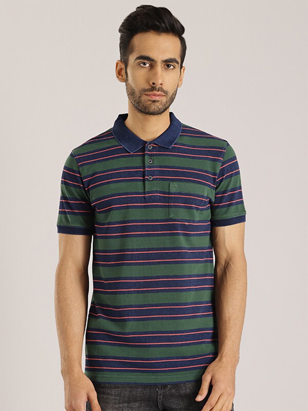 

Indian Terrain Striped Pockets Pure Cotton T-Shirt, Green