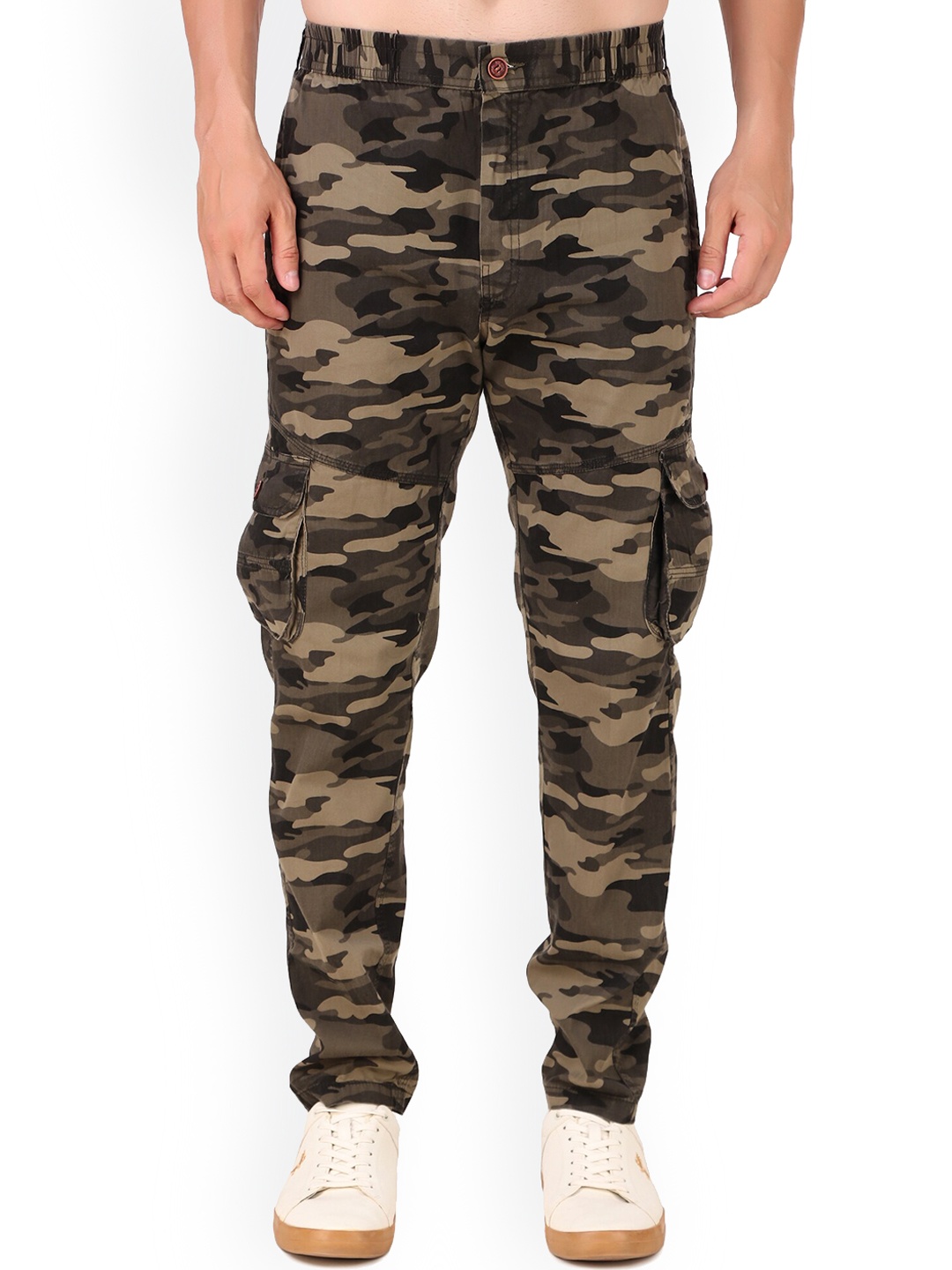 

PLUS 91 Men Mid-Rise Camouflage Printed Relaxed Fit Easy Wash Cotton Cargos Trousers, Brown