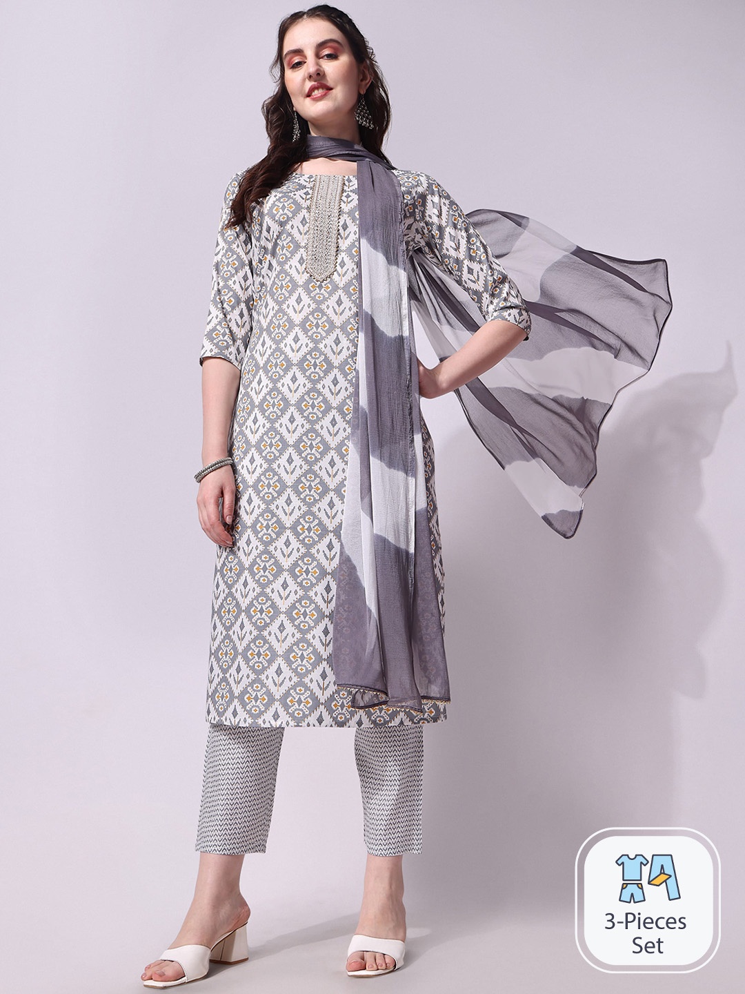 

KALINI Ethnic Motifs Printed Gotta Patti Kurta & Trousers With Dupatta, Grey