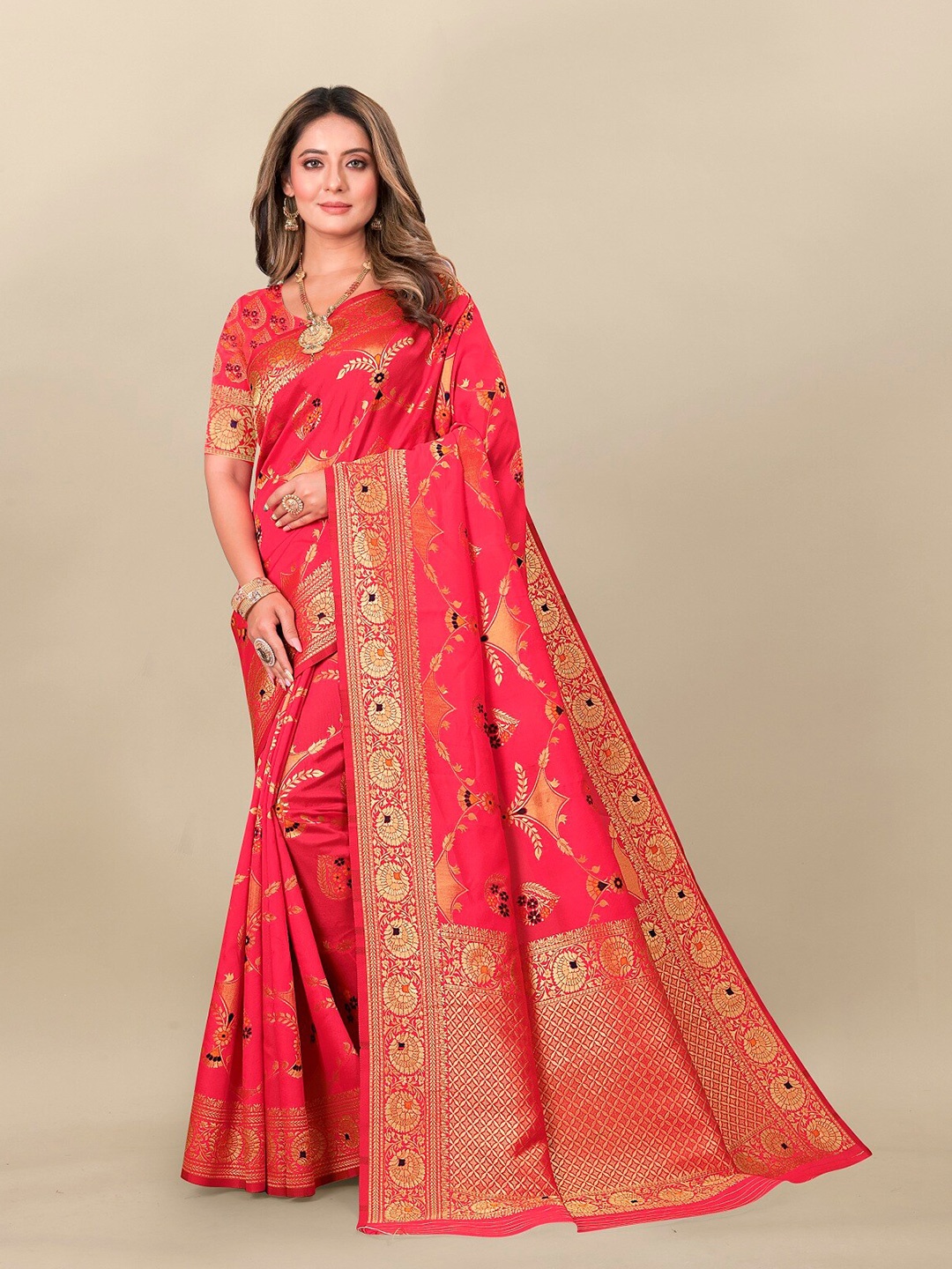 

Hinayat Fashion Woven Design Zari Detailed Banarasi Saree, Pink