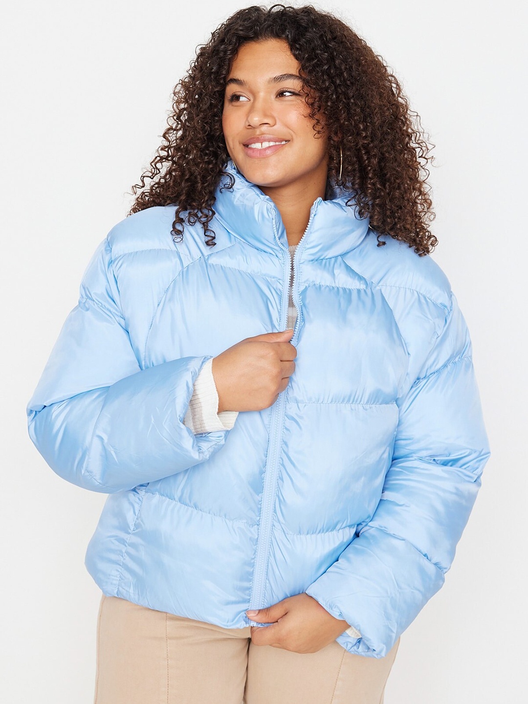 

Trendyol Plus Size Mock Collar Windcheater Puffer Jacket, Blue