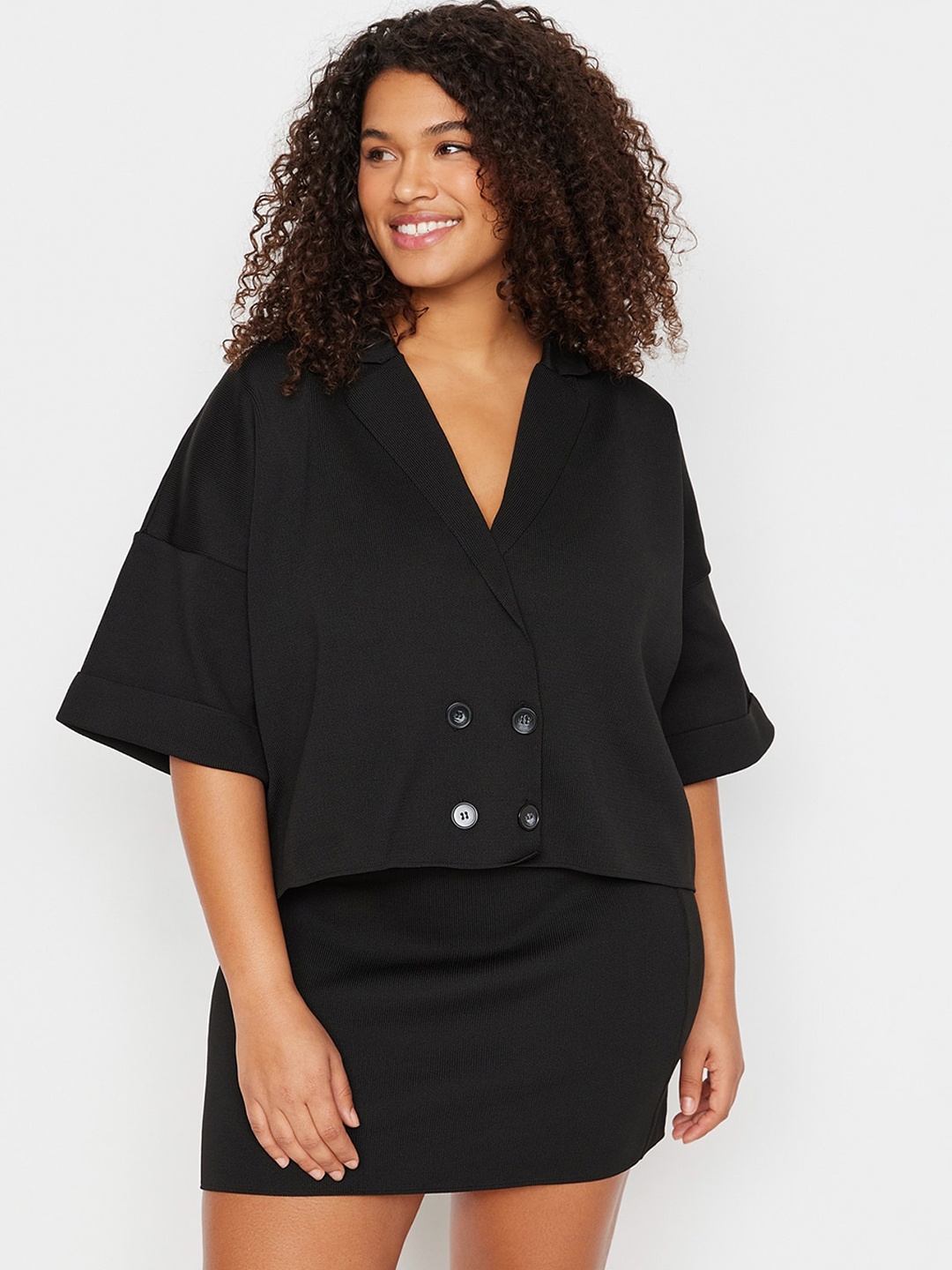 

Trendyol Plus Size Lapel Collar Top & Skirt, Black