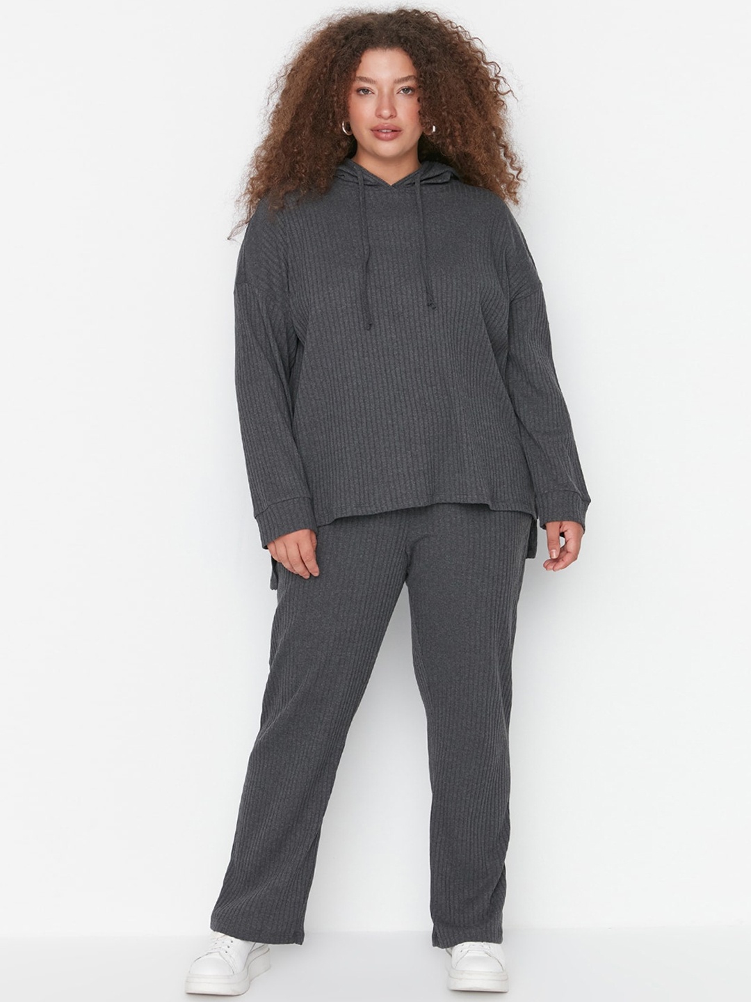 

Trendyol Plus Size Ribbed Sweatshirt & Trousers, Grey