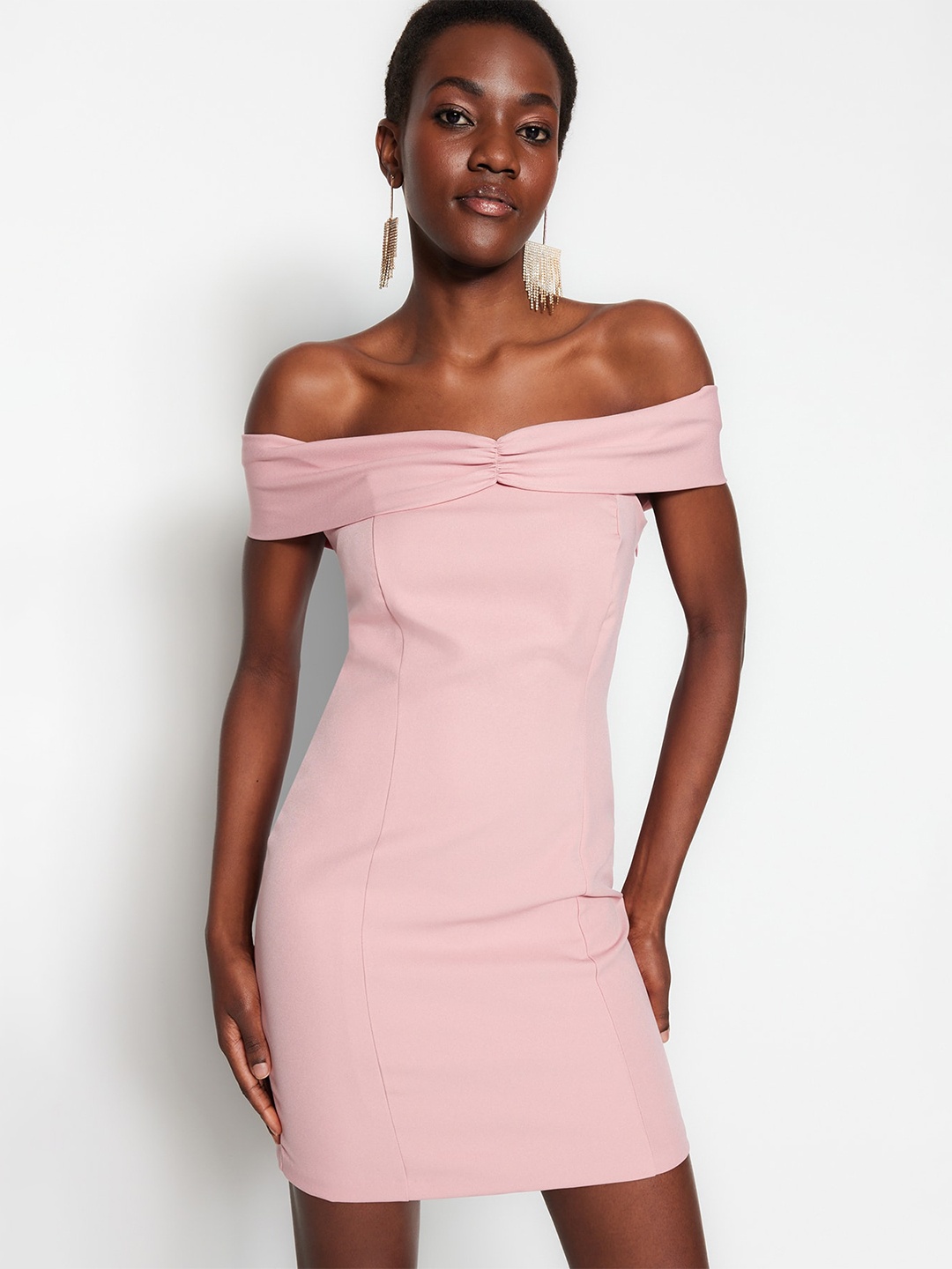 

Trendyol Off-Shoulder Sheath Mini Dress, Pink