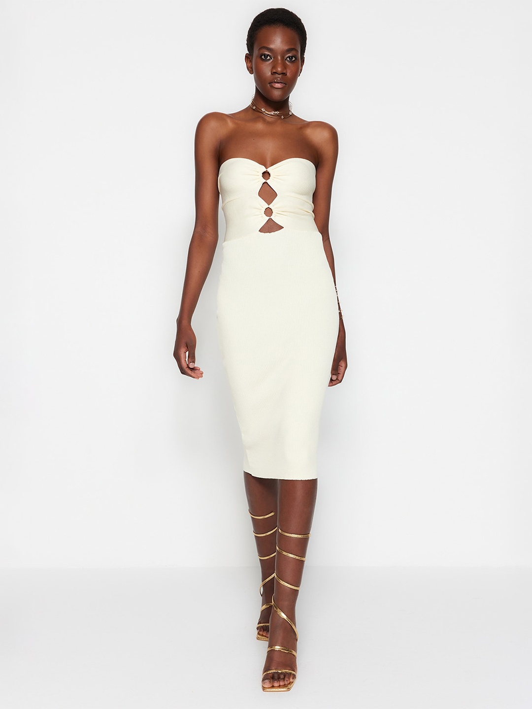 

Trendyol Strapless Cut-Out Bodycon Dress, White