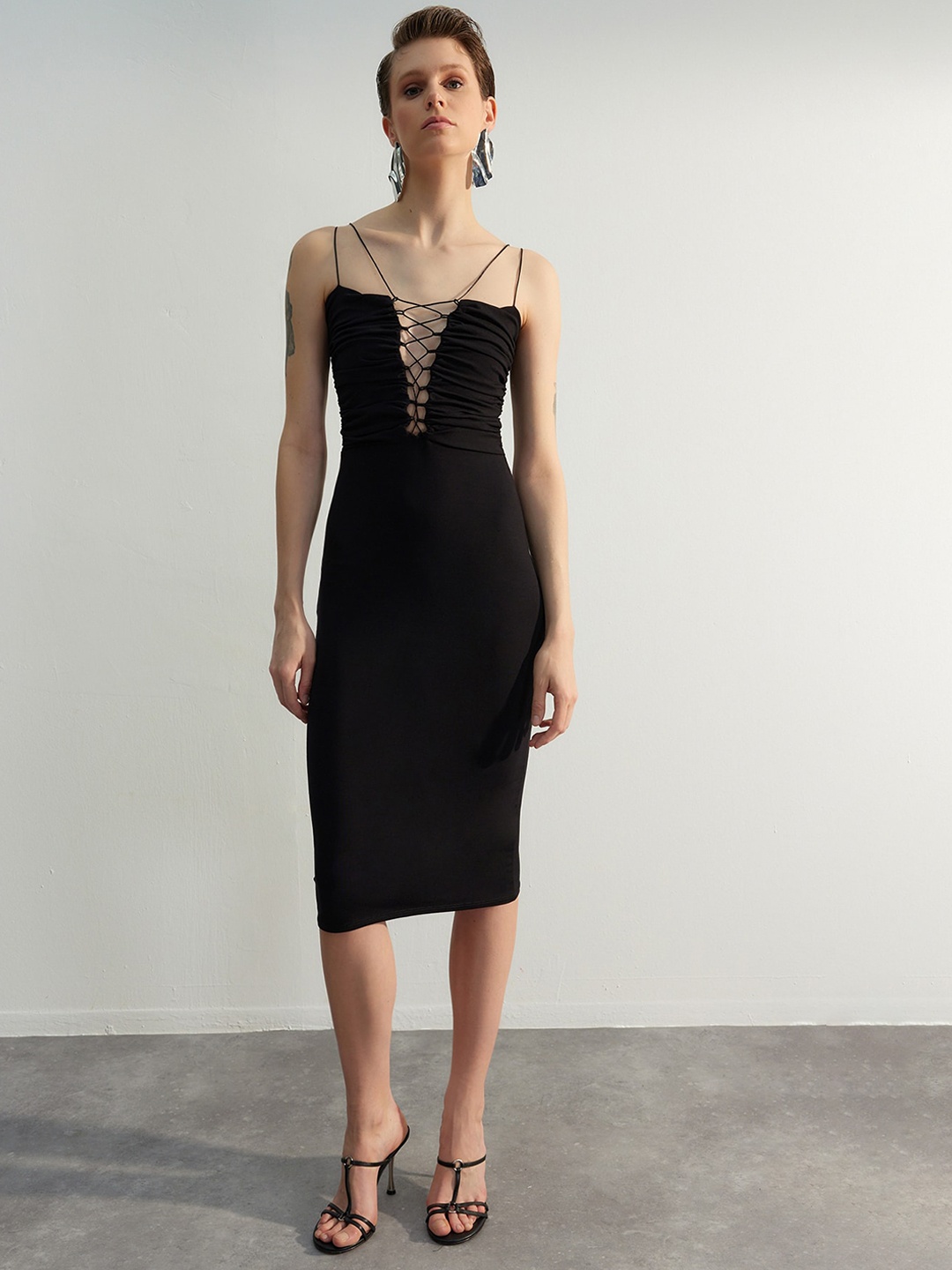 

Trendyol Shoulder Straps Party Bodycon Dress, Black