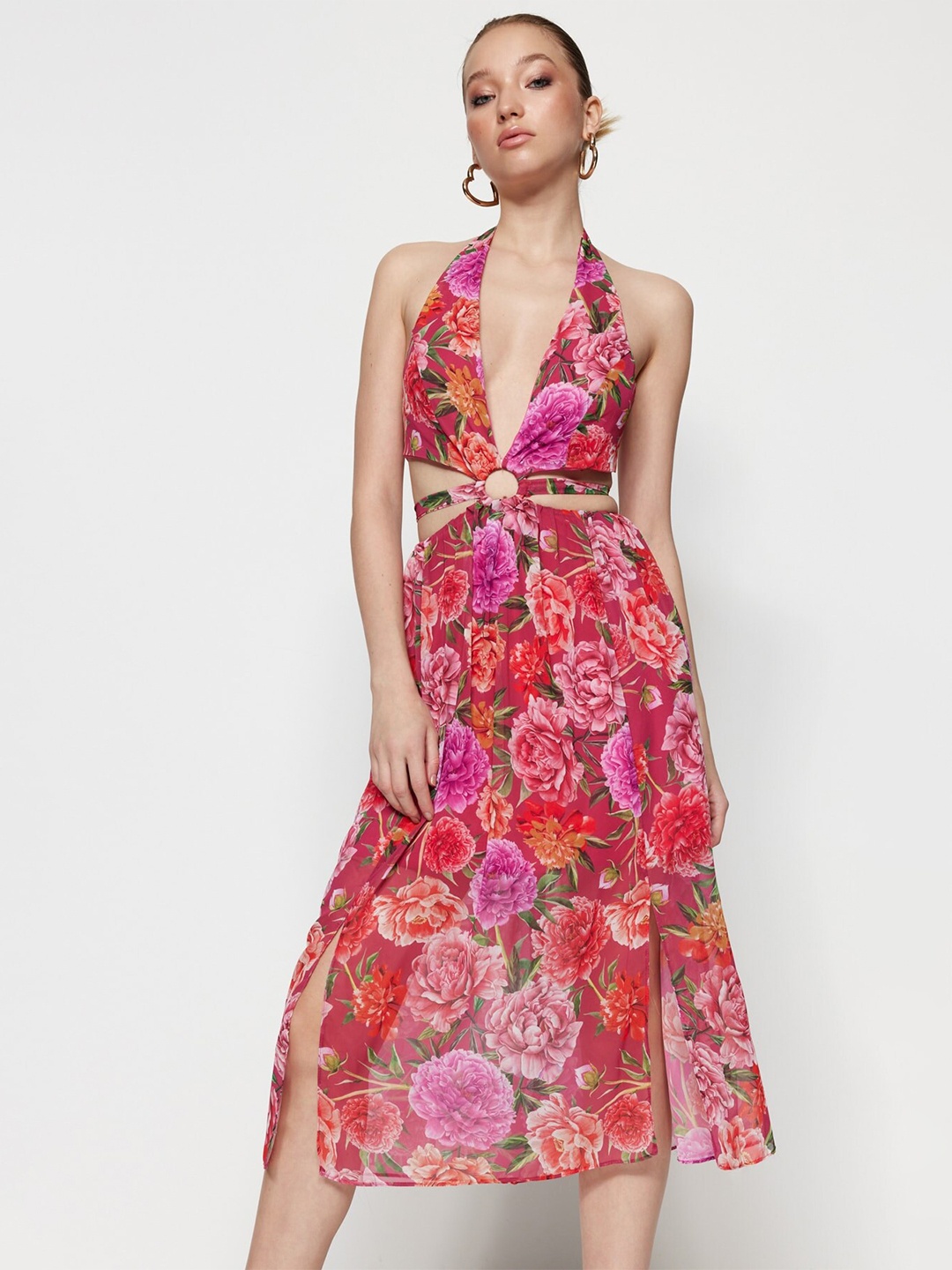 

Trendyol Floral Printed Halter Neck Cut Out Detailed Fit & Flare Midi Dress, Pink