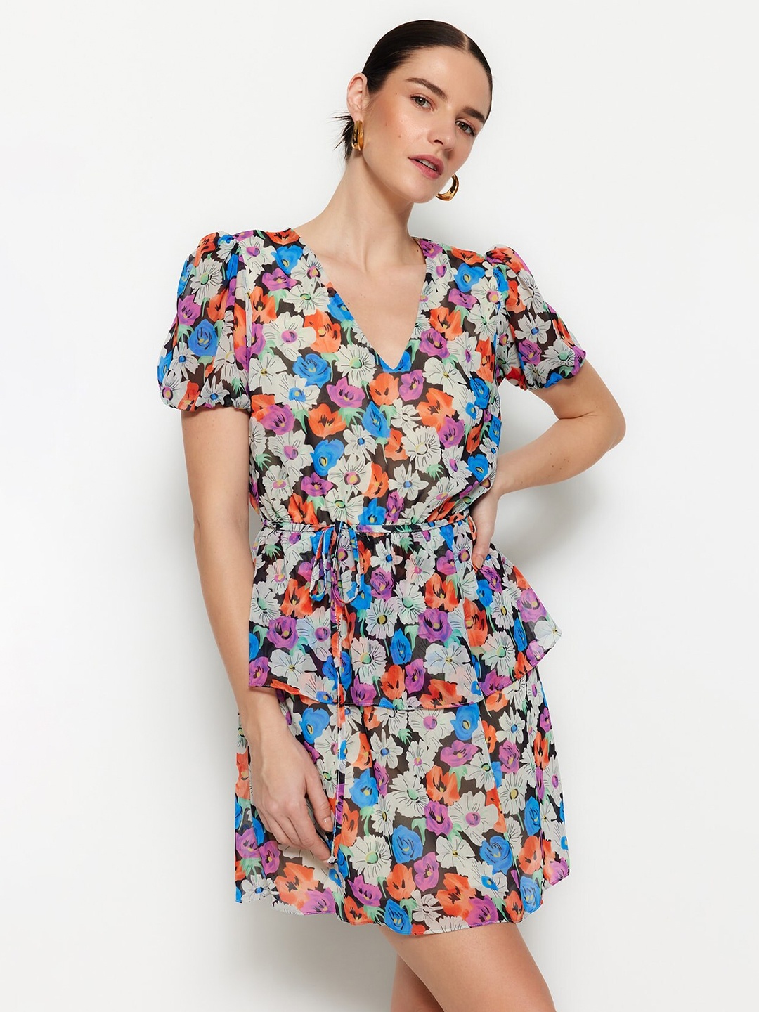 

Trendyol Floral Printed V-Neck Puff Sleeves Layered A-Line Mini Dress, Black