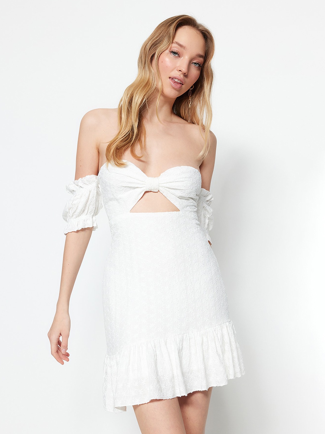 

Trendyol Self Design Schiffli Off-Shoulder Cut-Out Detailed A-Line Mini Dress, White