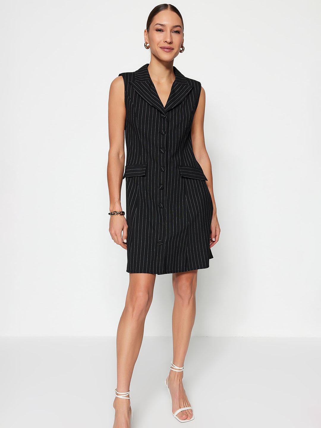 

Trendyol Sleeveless Striped Shirt Dress, Black