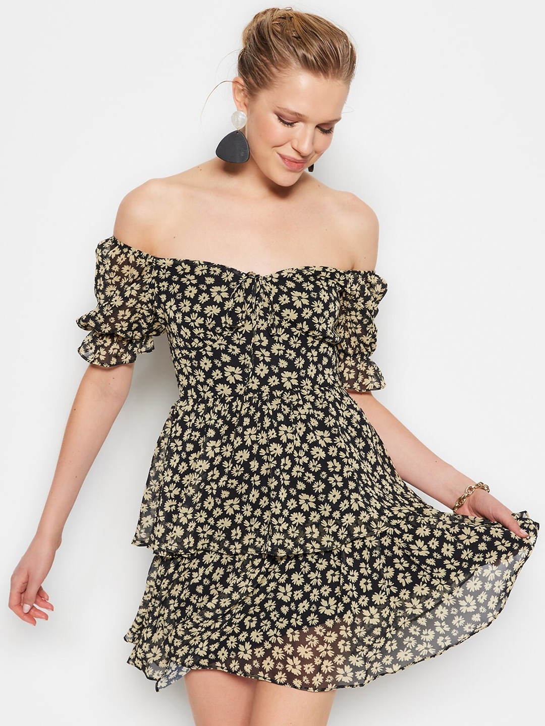 

Trendyol Floral Printed Off-Shoulder Layered Fit And Flare Dress, Black
