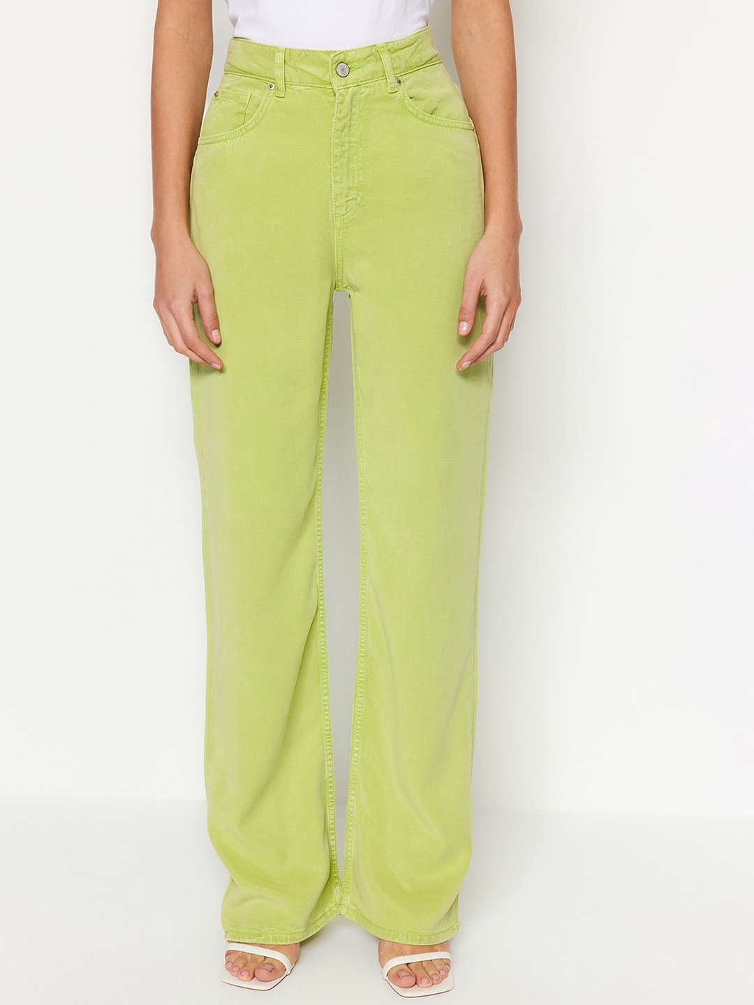 

Trendyol Women Mid-Rise Clean Look Jeans, Green