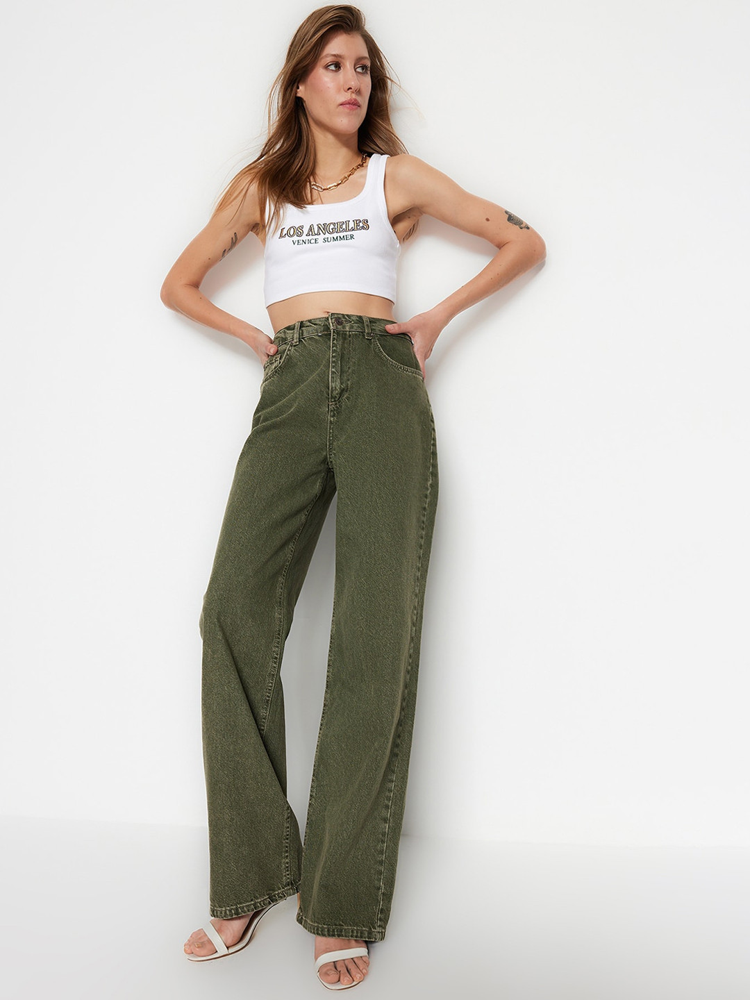 

Trendyol Women Clean Look Mid-Rise Pure Cotton Jeans, Green