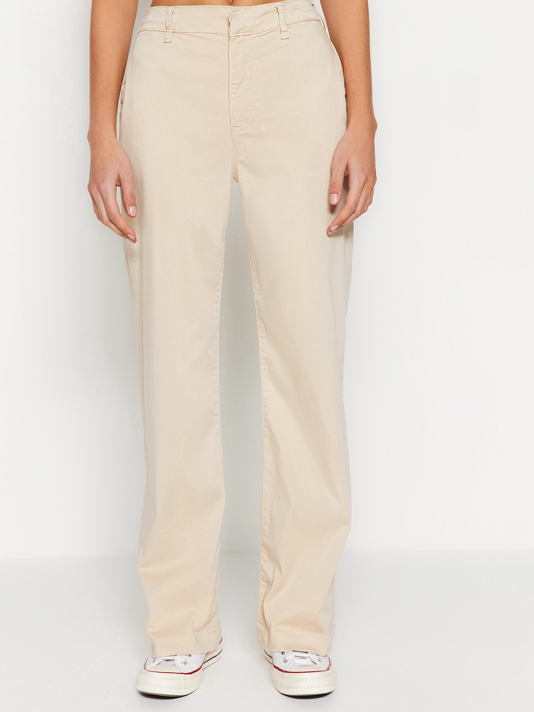 

Trendyol Women Clean Look Mid-Rise Stretchable Jeans, Beige