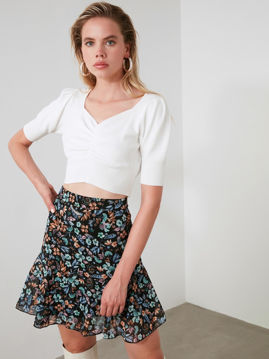 

Trendyol Floral Printed A-Line Mini Skirt, Black