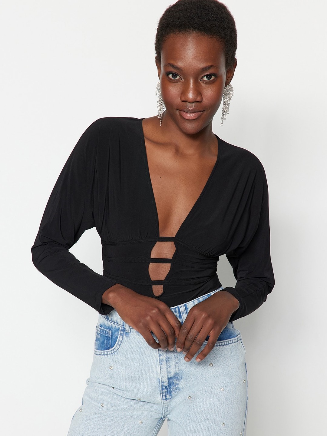 

Trendyol Extended Sleeve Cut out Fitted Top, Black